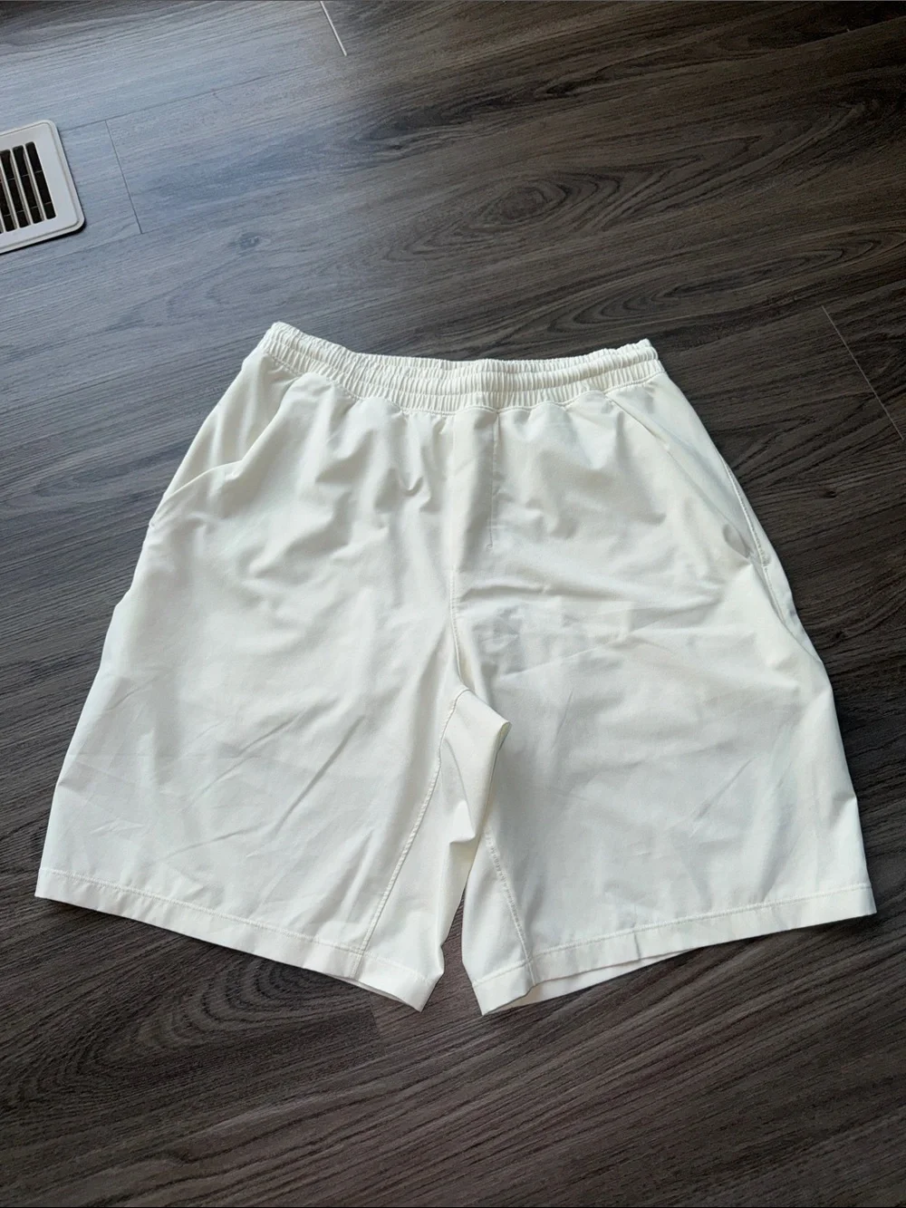 Men's White Elastic-Waist Performance Shorts